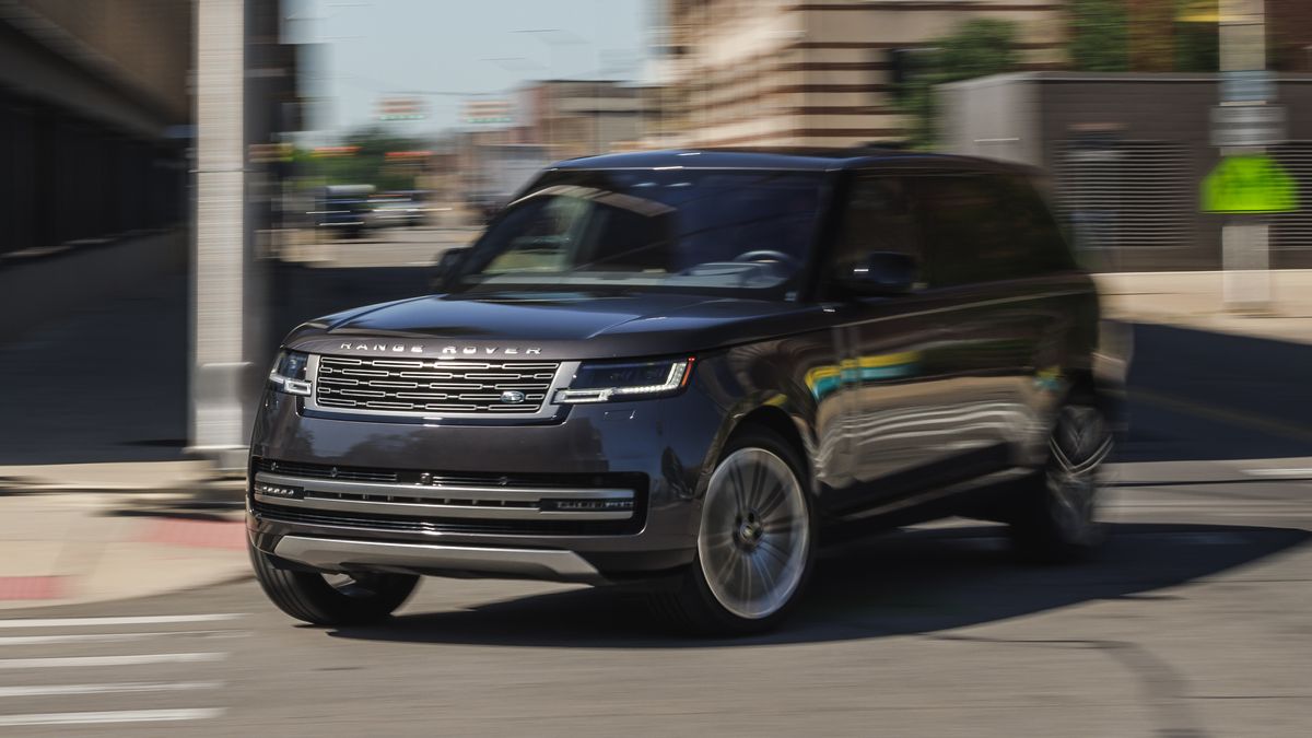 Unveiling Luxury Off-Roading: The 2024 Range Rover